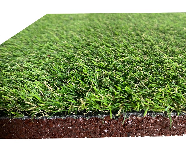 SUNİ ÇİM YÜZEYLİ KAUÇUK KARO ZEMİN KAPLAMA MODELLERİ / 61001-02 SUNİ ÇİM KAPLI KAUÇUK KARO ZEMİN KAPLAMA(50x50)